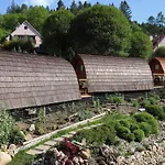 Glamp V Hluboke - Yurts And Wooden * Vsetín
