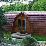 Glamp V Hluboke - Yurts And Wooden Campingplatz