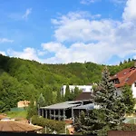 Campingplatz Glamp V Hluboke - Yurts And Wooden *