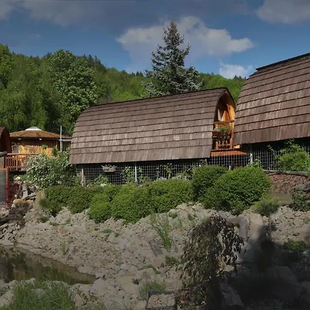Glamp V Hluboke - Yurts And Wooden * Vsetín