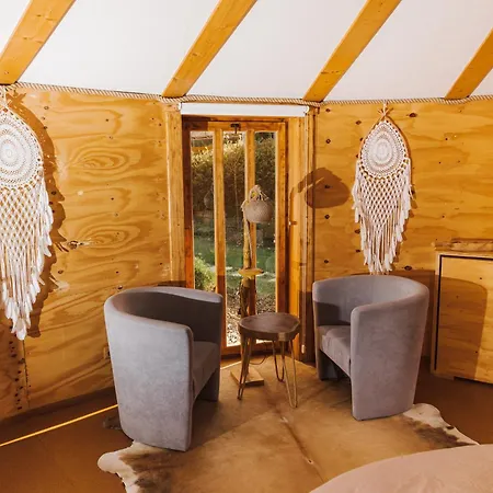 Glamp V Hluboke - Yurts And Wooden Kamp alanı