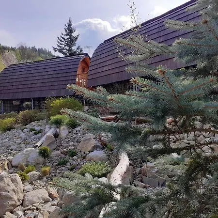 Glamp V Hluboke - Yurts And Wooden Vsetín