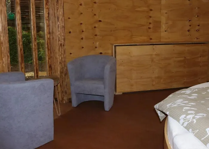 Glamp V Hluboke - Yurts And Wooden Vsetín
