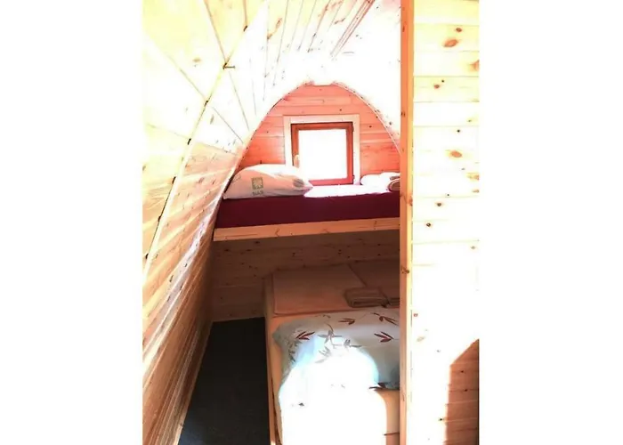 Glamp V Hluboke - Yurts And Wooden Kamp alanı Vsetín