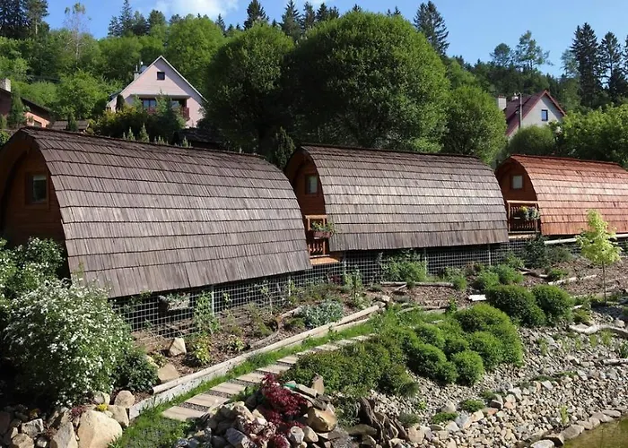 Glamp V Hluboke - Yurts And Wooden * Vsetín