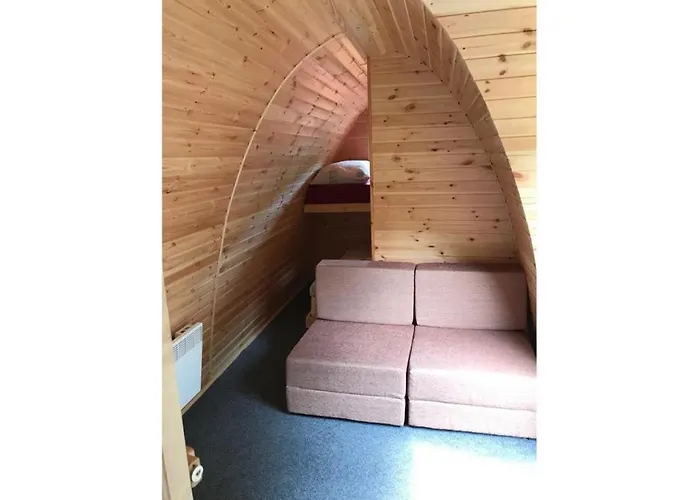 Glamp V Hluboke - Yurts And Wooden